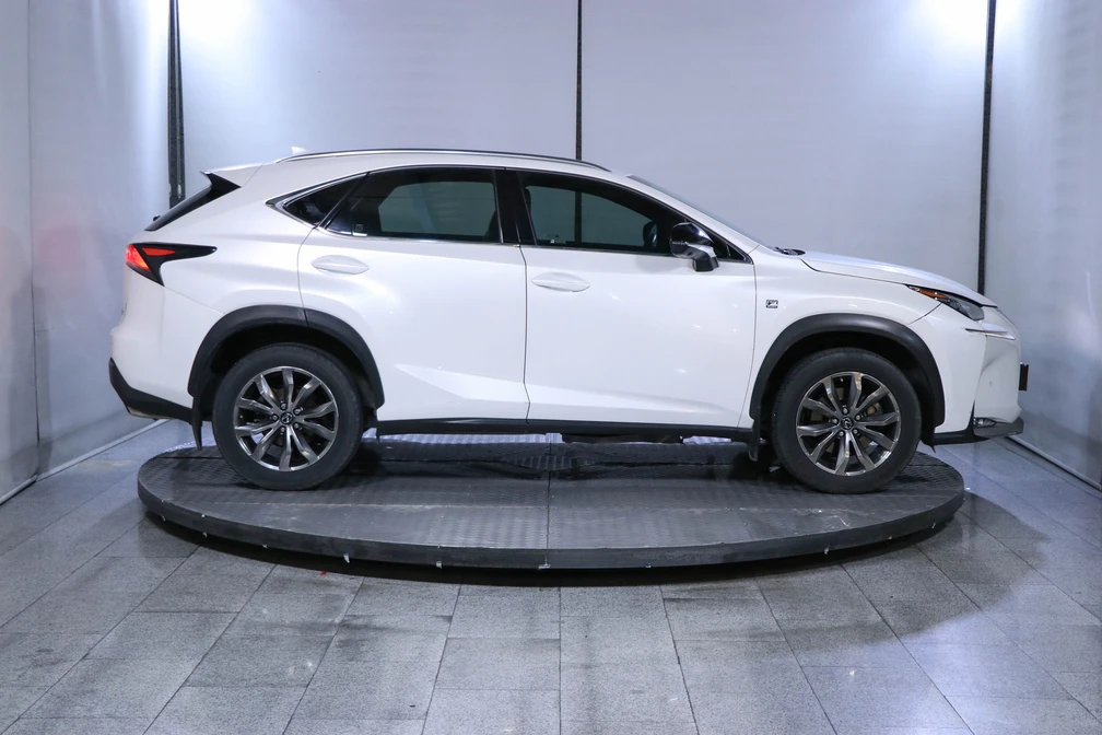 خرید و فروش لکسوس NX 200T - F SPORT - شش کلید - سقف فلز مدل 2016 نقد و اقساط