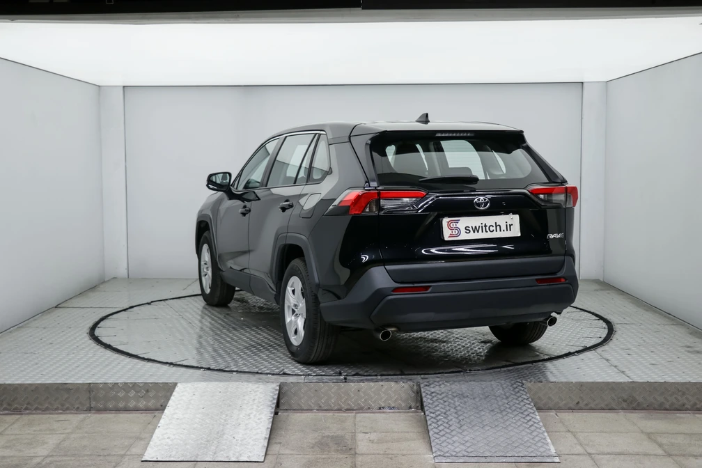 خرید و فروش تویوتا راوفور تک دیفرانسیل - نیمه فول مدل 2025 نقد و اقساط