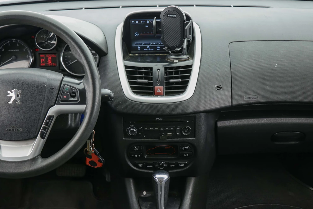 خرید و فروش پژو 207 اتوماتیک مدل 1397 نقد و اقساط