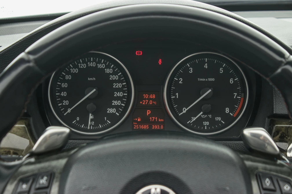 خرید و فروش ب ام و سری 3 کروک 335i مدل 2009 نقد و اقساط