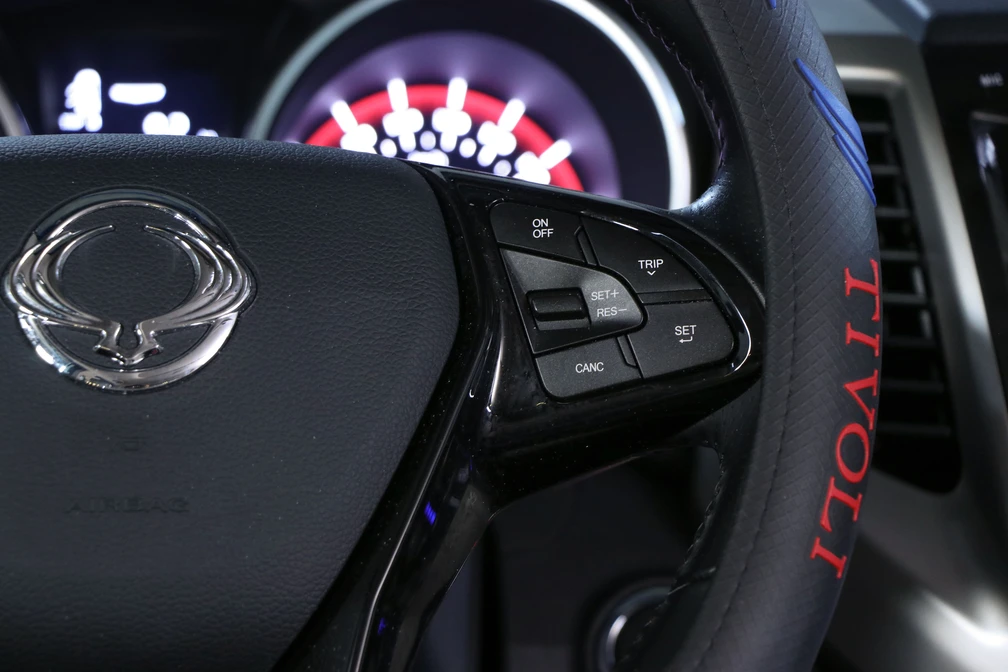 خرید و فروش سانگ یانگ تیوولی آرمور مدل 2017 نقد و اقساط