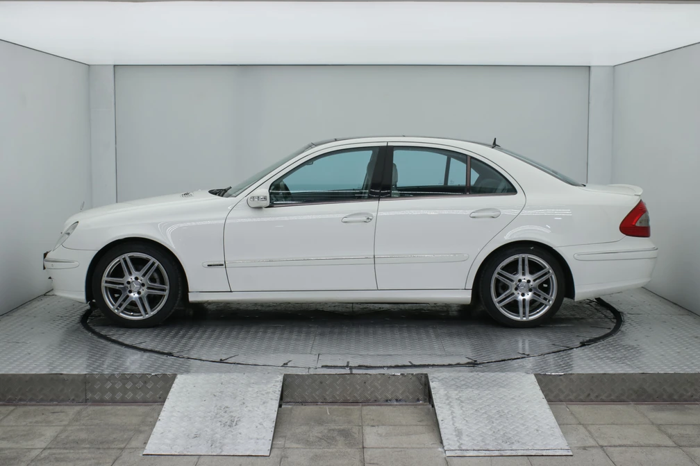خرید و فروش بنز کلاس E 240 مدل 2005 نقد و اقساط خرید و فروش بنز کلاس E 240 مدل 2005 نقد و اقساط