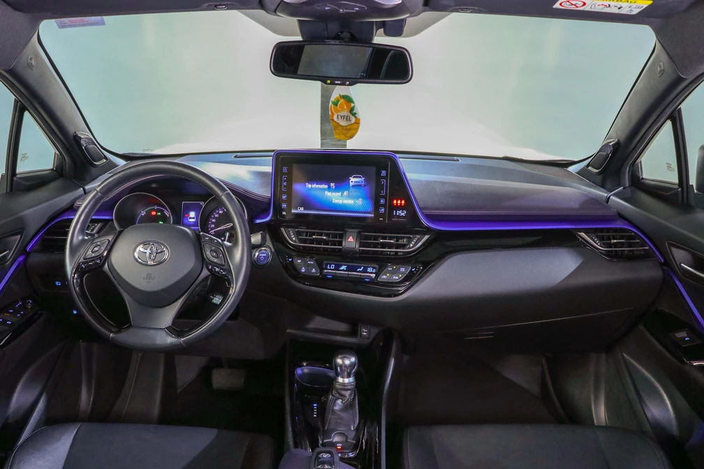 خرید و فروش تویوتا CHR هیبرید استایل مدل 2018 نقد و اقساط