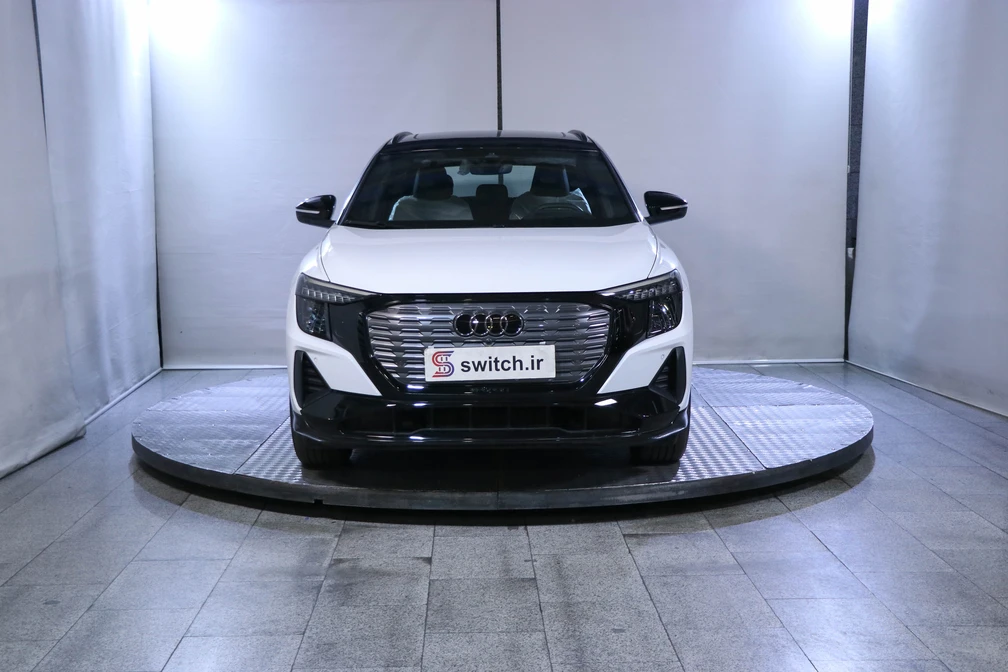 خرید و فروش آئودی q5etron سیلور پکیج - لو آپشن مدل 2024 نقد و اقساط خرید و فروش آئودی q5etron سیلور پکیج - لو آپشن مدل 2024 نقد و اقساط