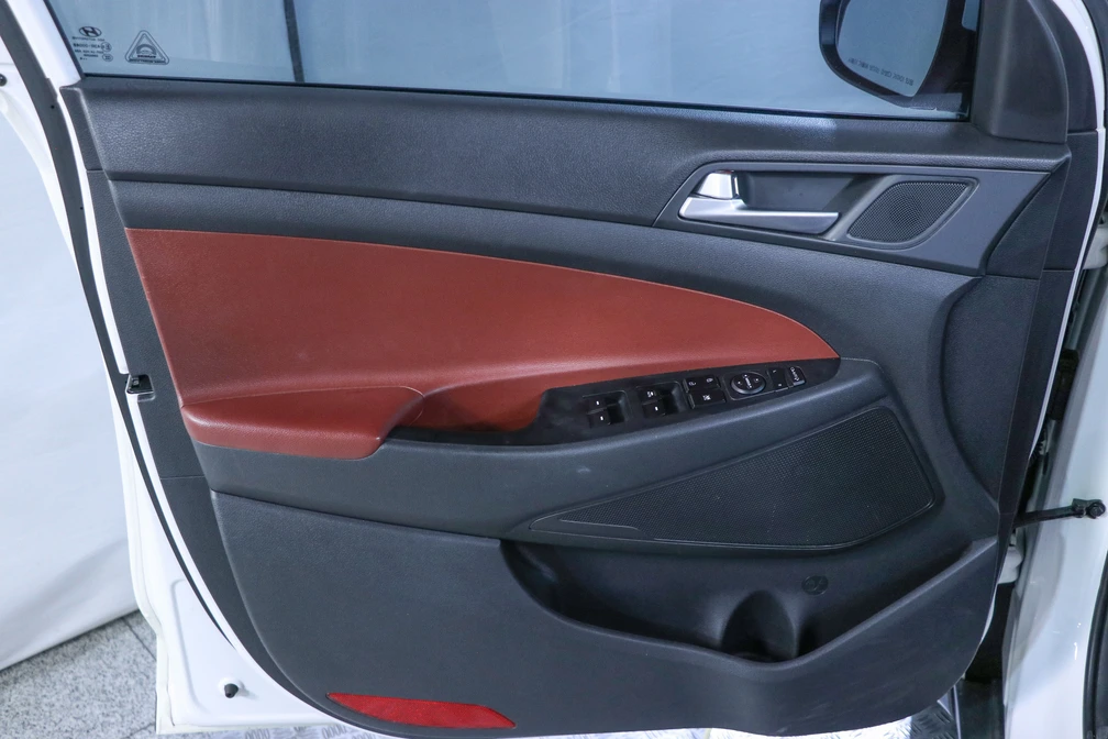 خرید و فروش هیوندای توسان (ix35) TL - دو دیفرانسیل - فول - تک رادار مدل 2017 نقد و اقساط خرید و فروش هیوندای توسان (ix35) TL - دو دیفرانسیل - فول - تک رادار مدل 2017 نقد و اقساط