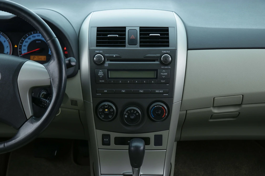 خرید و فروش تویوتا کرولا XLI - فول مدل 2013 نقد و اقساط