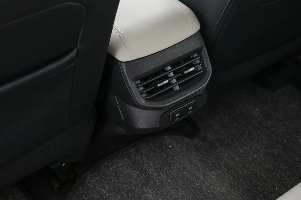 خرید و فروش هاوال H6 HEV اتوماتیک مدل 2025 نقد و اقساط خرید و فروش هاوال H6 HEV اتوماتیک مدل 2025 نقد و اقساط