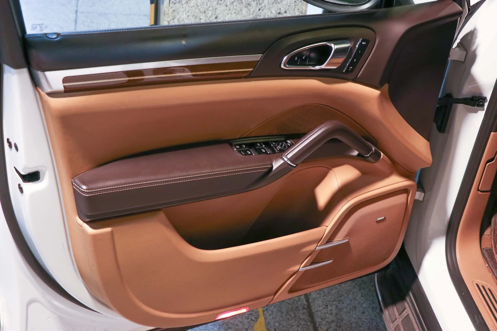 خرید و فروش پورشه کاین شش سیلندر مدل 2013 نقد و اقساط