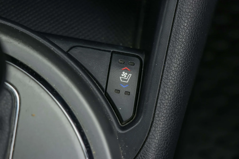 خرید و فروش کیا اسپورتیج SL - فول مدل 2015 نقد و اقساط