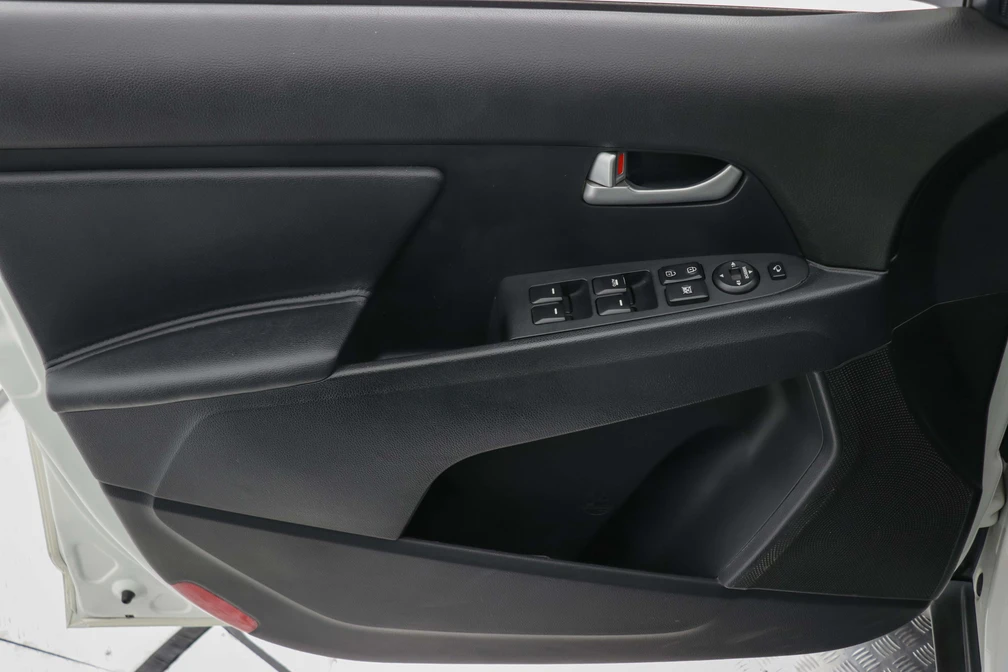 خرید و فروش کیا اسپورتیج SL - فول مدل 2015 نقد و اقساط