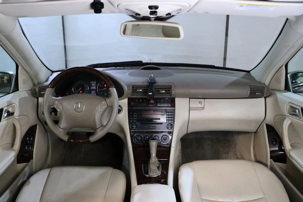 خرید و فروش بنز کلاس C 200 مدل 2006 نقد و اقساط