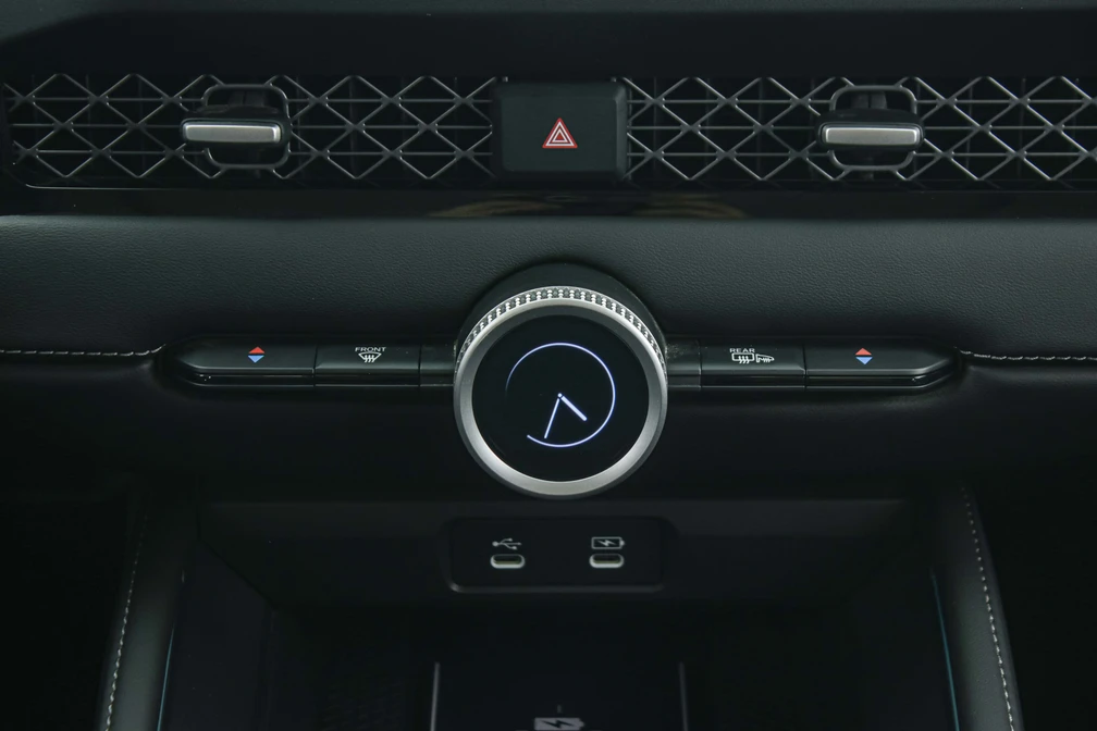 خرید و فروش هوندا آکورد PHEV فول مدل 2025 نقد و اقساط خرید و فروش هوندا آکورد PHEV فول مدل 2025 نقد و اقساط