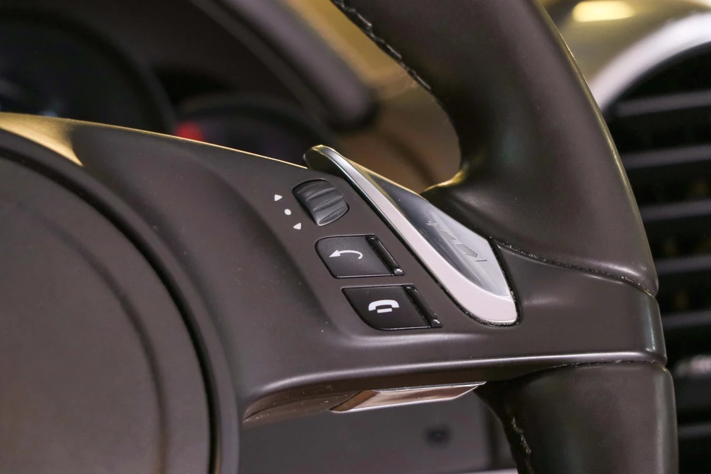 خرید و فروش پورشه کاین شش سیلندر مدل 2013 نقد و اقساط