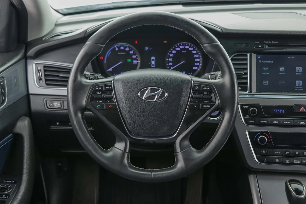 خرید و فروش هیوندای سوناتا هیبرید GLS PLUS  مدل 2017 نقد و اقساط