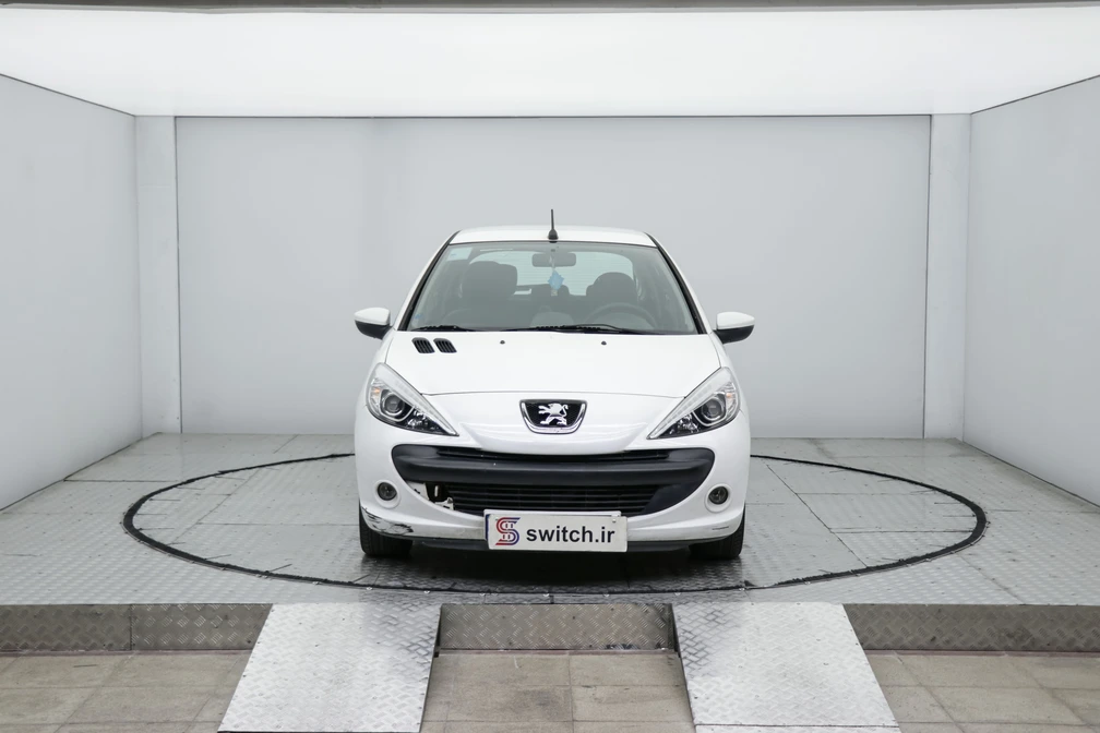 خرید و فروش پژو 207 اتوماتیک مدل 1397 نقد و اقساط