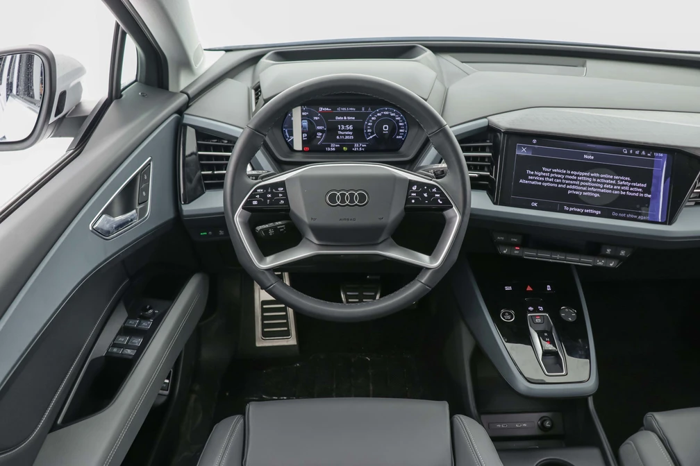 خرید و فروش آئودی q5etron سیلور پکیج - فول مدل 2024 نقد و اقساط خرید و فروش آئودی q5etron سیلور پکیج - فول مدل 2024 نقد و اقساط