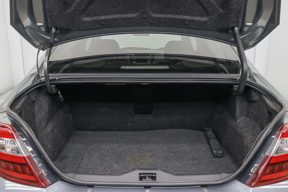 خرید و فروش ایران خودرو دنا پلاس توربو اتوماتیک مدل 1401 نقد و اقساط