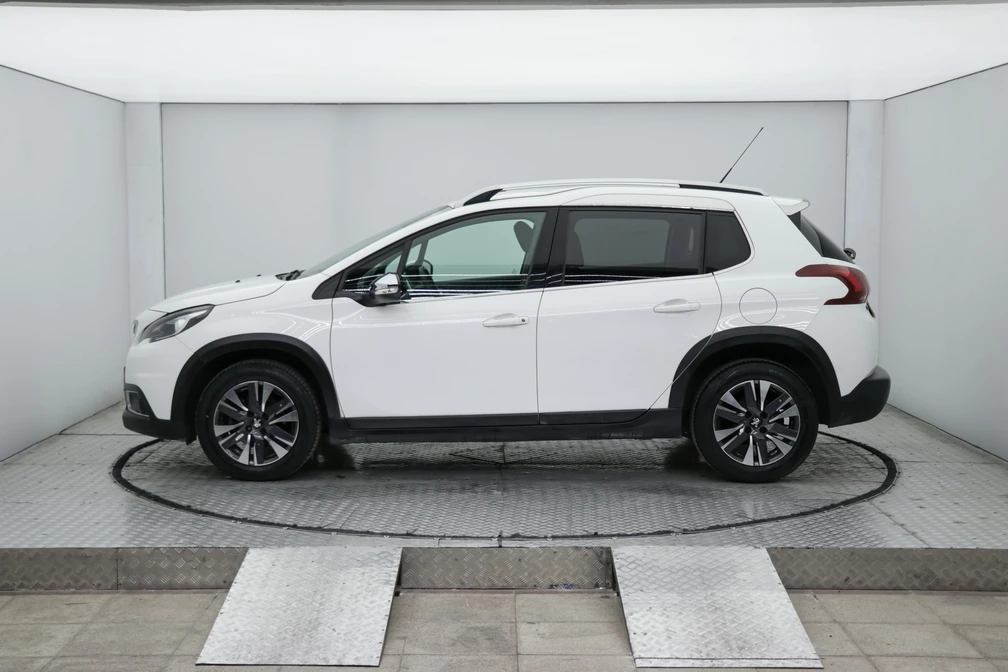 خرید و فروش پژو 2008 اتوماتیک مدل 1397 نقد و اقساط