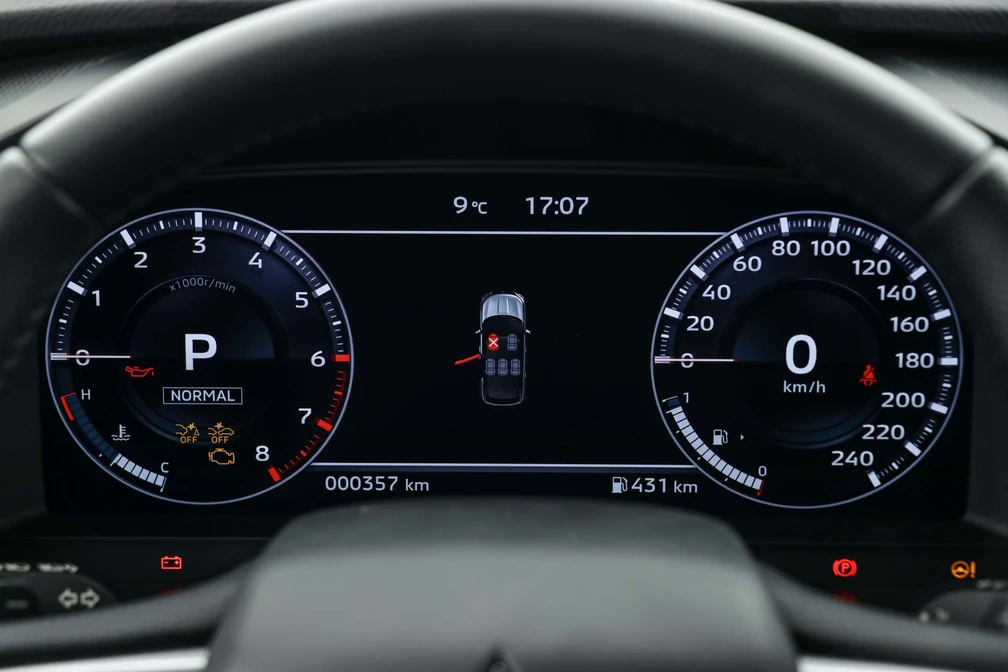 خرید و فروش میتسوبیشی اوتلندر H لاین دو دیفرانسیل مدل 2023 نقد و اقساط