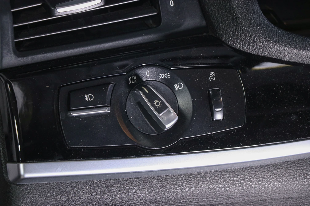 خرید و فروش ب ام و X3 28 - فول مدل 2015 نقد و اقساط