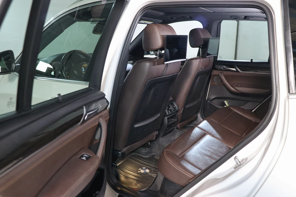 خرید و فروش ب ام و X3 28 - فول مدل 2015 نقد و اقساط