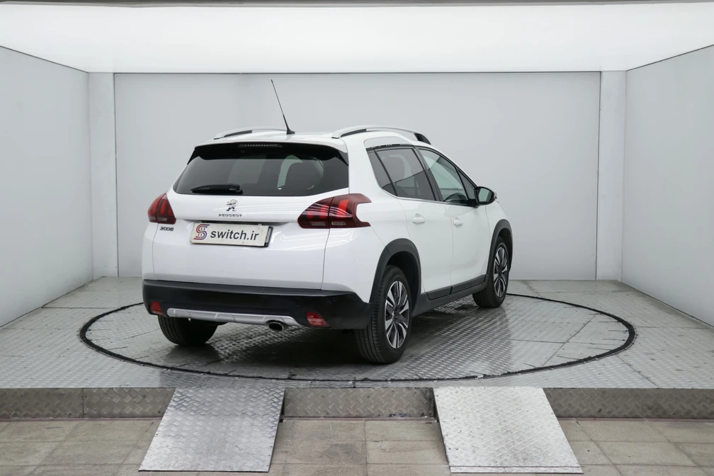 خرید و فروش پژو 2008 اتوماتیک مدل 1397 نقد و اقساط