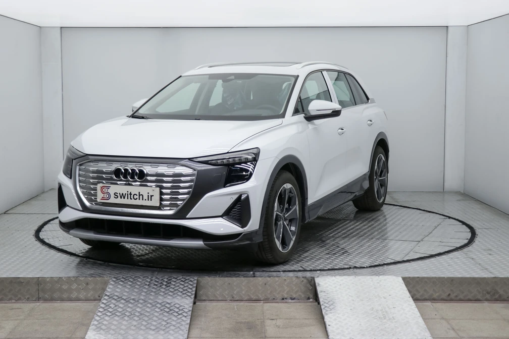 خرید و فروش آئودی q5etron سیلور پکیج - لو آپشن مدل 2024 نقد و اقساط خرید و فروش آئودی q5etron سیلور پکیج - لو آپشن مدل 2024 نقد و اقساط