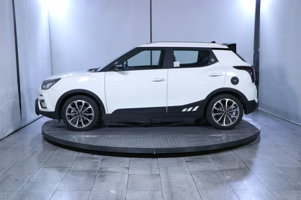 خرید و فروش سانگ یانگ تیوولی آرمور مدل 2017 نقد و اقساط