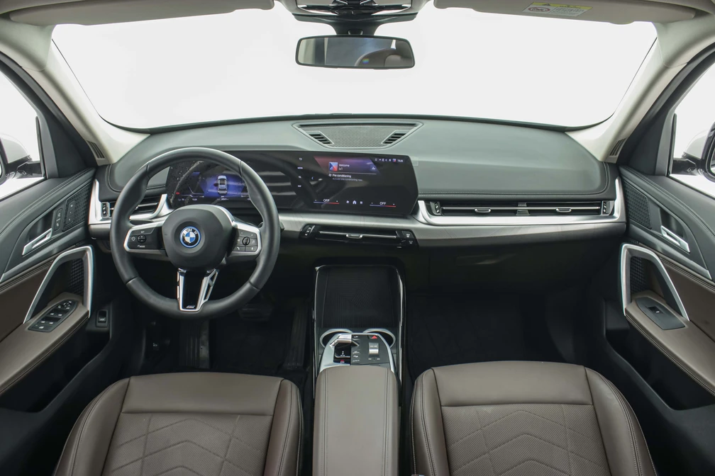 خرید و فروش ب ام و IX1 eDrive 25L مدل 2025 نقد و اقساط خرید و فروش ب ام و IX1 eDrive 25L مدل 2025 نقد و اقساط