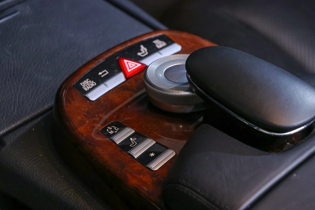 خرید و فروش بنز کلاس S 350 - فول مدل 2009 نقد و اقساط خرید و فروش بنز کلاس S 350 - فول مدل 2009 نقد و اقساط