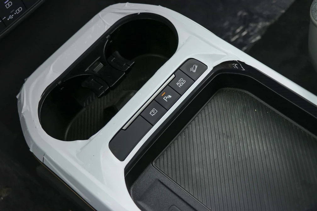 خرید و فروش کیا EV5 فول مدل 2025 نقد و اقساط خرید و فروش کیا EV5 فول مدل 2025 نقد و اقساط