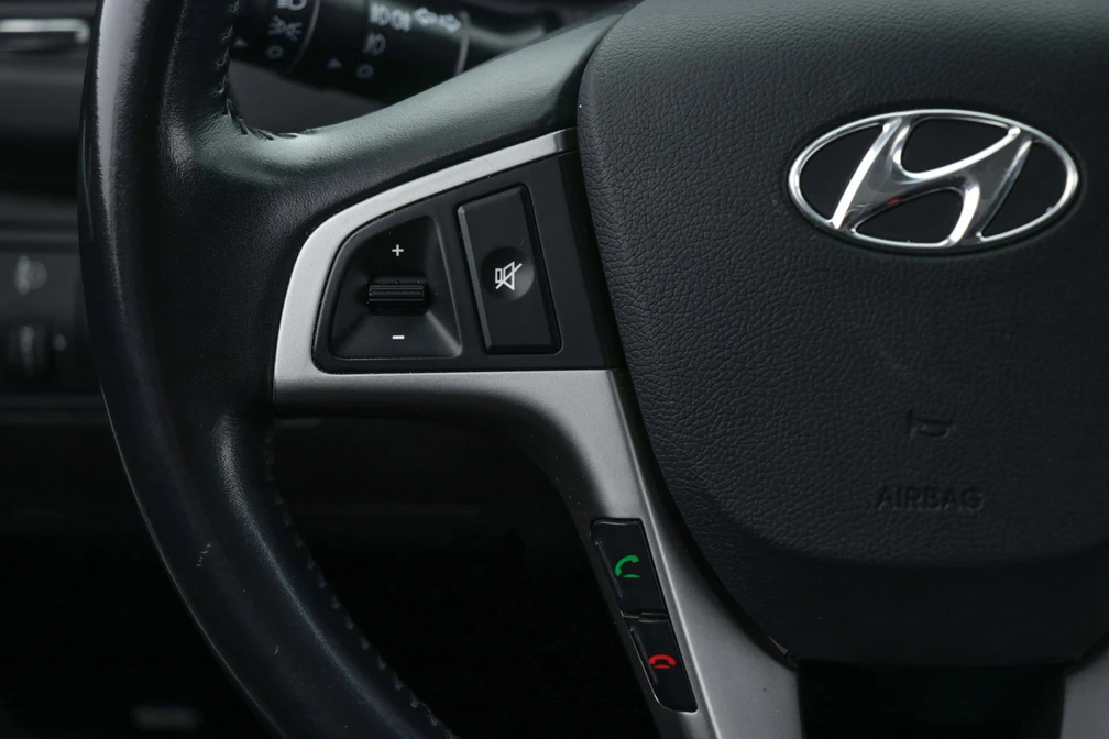 خرید و فروش هیوندای اکسنت (مونتاژ) اتوماتیک مدل 1397 نقد و اقساط