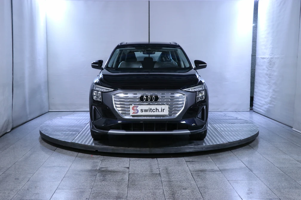 خرید و فروش آئودی q5etron سیلور پکیج - لو آپشن مدل 2024 نقد و اقساط خرید و فروش آئودی q5etron سیلور پکیج - لو آپشن مدل 2024 نقد و اقساط