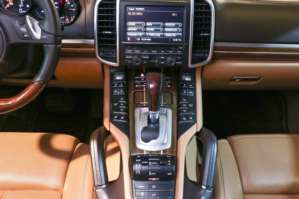 خرید و فروش پورشه کاین شش سیلندر مدل 2013 نقد و اقساط