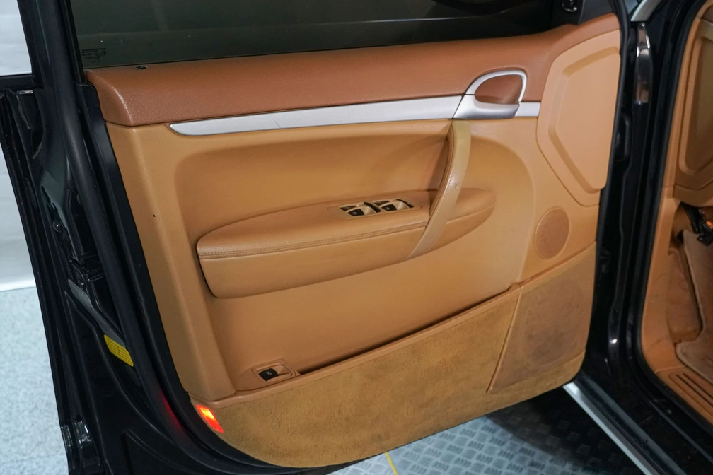 خرید و فروش پورشه کاین شش سیلندر مدل 2010 نقد و اقساط