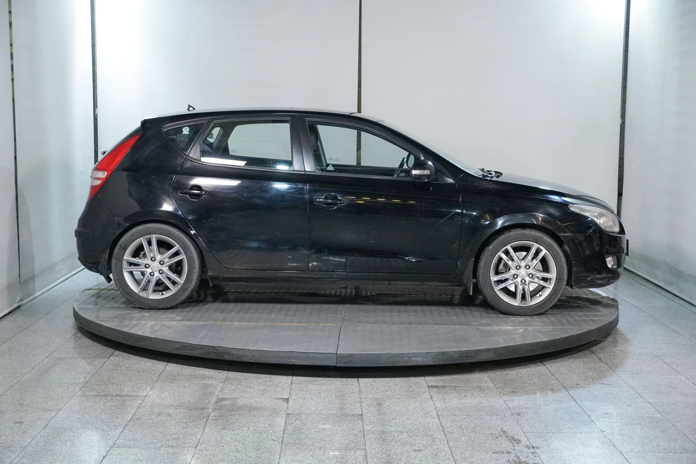 خرید و فروش هیوندای i30 FD - فول مدل 2010 نقد و اقساط