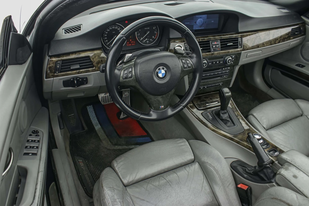 خرید و فروش ب ام و سری 3 کروک 335i مدل 2009 نقد و اقساط