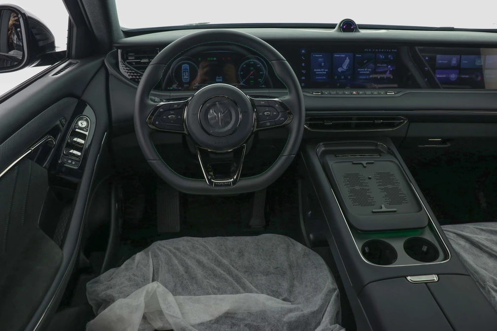 خرید و فروش وویا فری فول مدل 2025 نقد و اقساط خرید و فروش وویا فری فول مدل 2025 نقد و اقساط