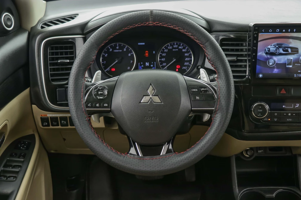 خرید و فروش میتسوبیشی اوتلندر تیپ 4 (7نفره) مدل 2016 نقد و اقساط