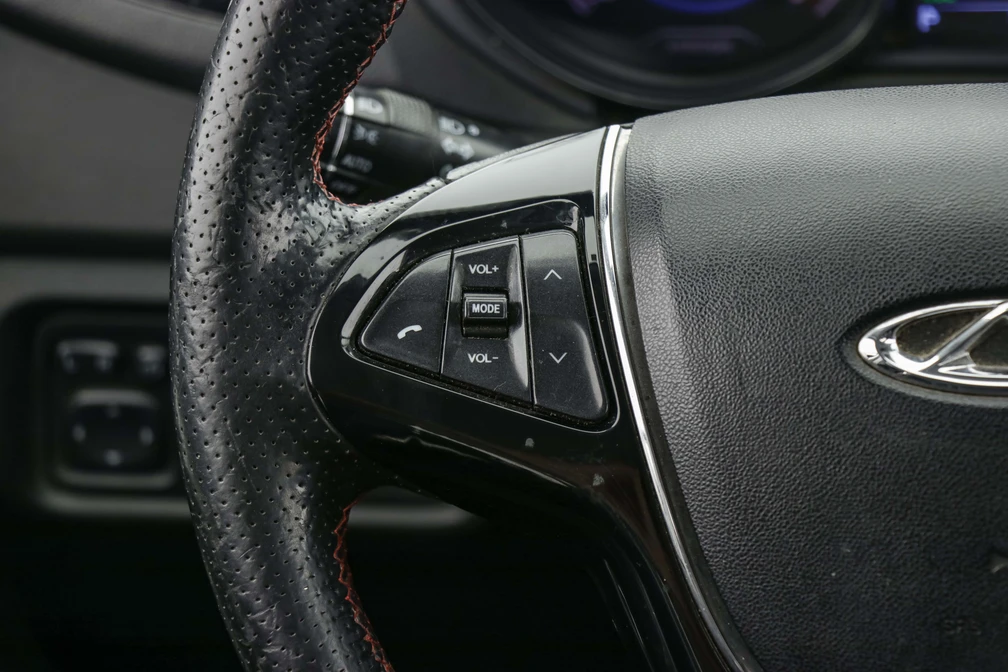 خرید و فروش چری تیگو 5 اکسلنت مدل 1396 نقد و اقساط