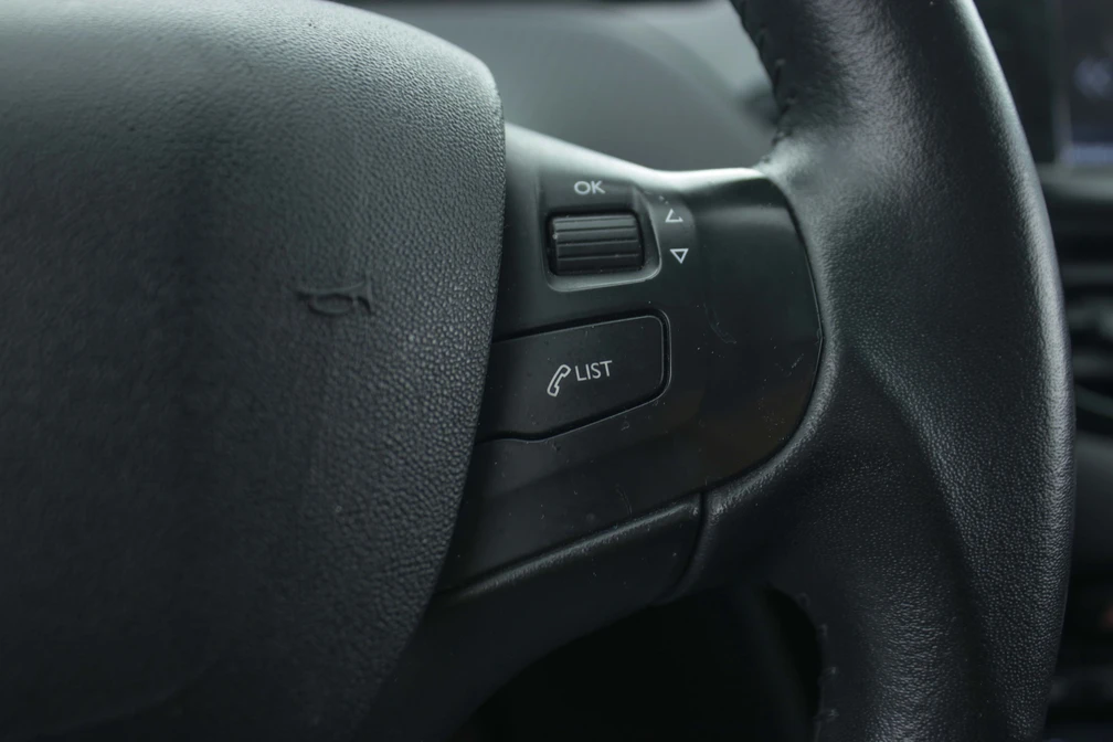 خرید و فروش پژو 2008 اتوماتیک مدل 1397 نقد و اقساط خرید و فروش پژو 2008 اتوماتیک مدل 1397 نقد و اقساط