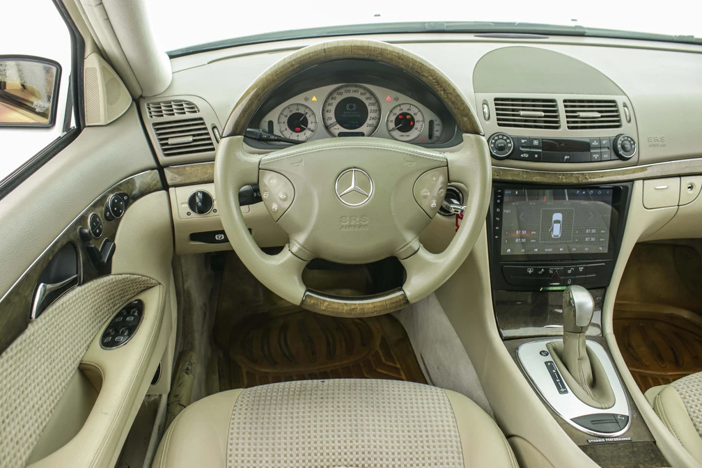 خرید و فروش بنز کلاس E 240 مدل 2005 نقد و اقساط خرید و فروش بنز کلاس E 240 مدل 2005 نقد و اقساط