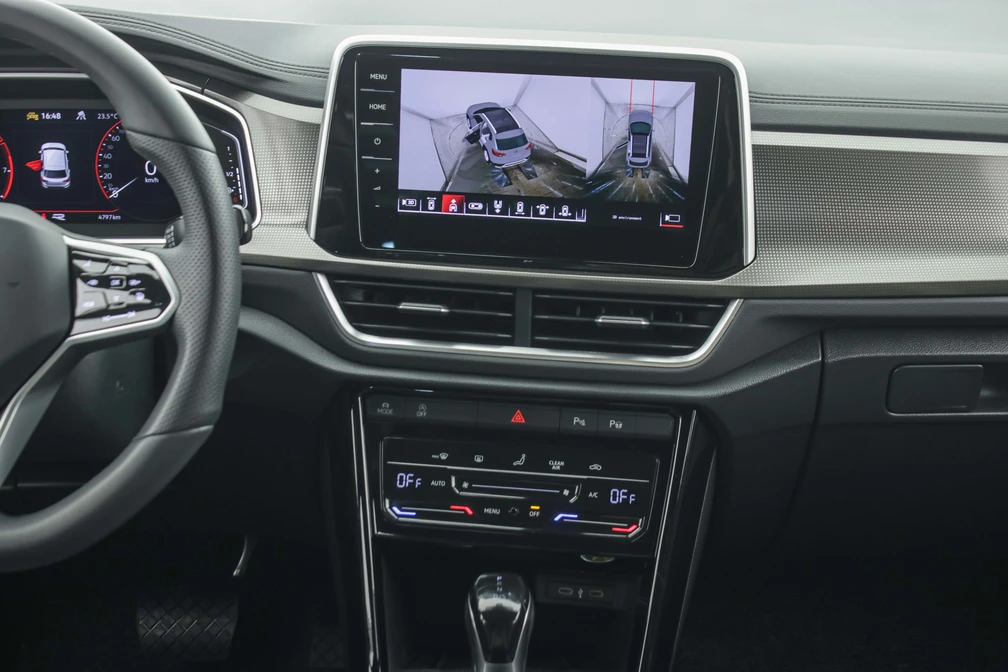 خرید و فروش فولکس T-ROC 300 مدل 2025 نقد و اقساط