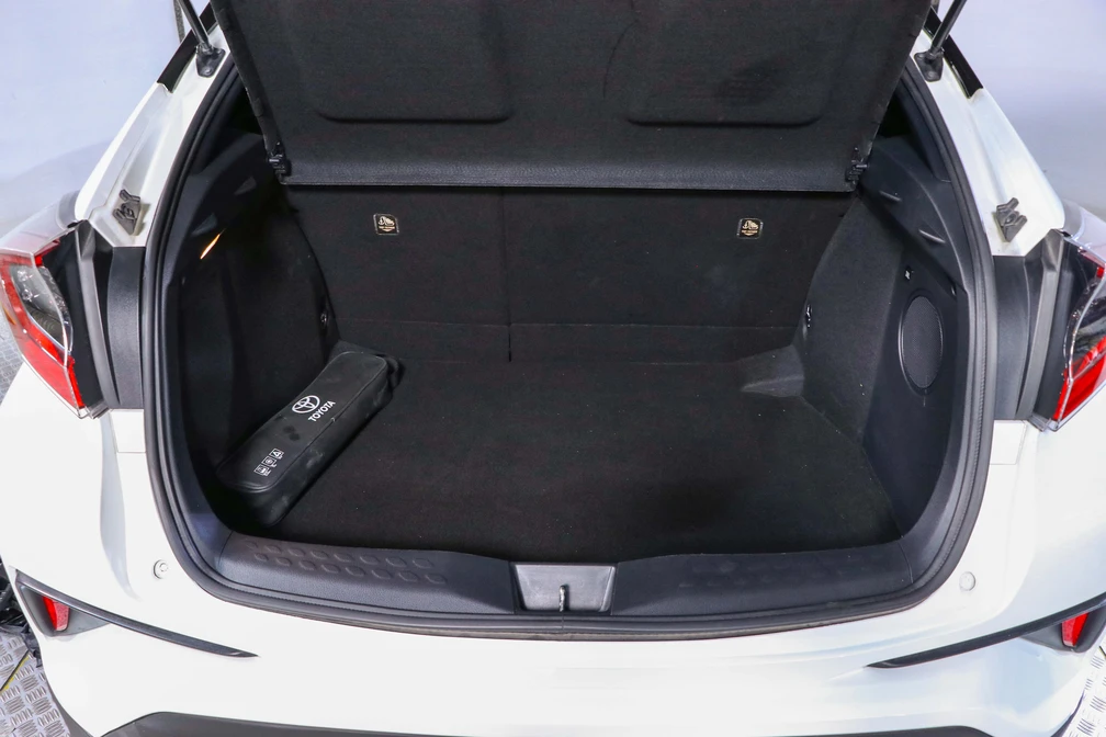 خرید و فروش تویوتا CHR هیبرید استایل مدل 2018 نقد و اقساط