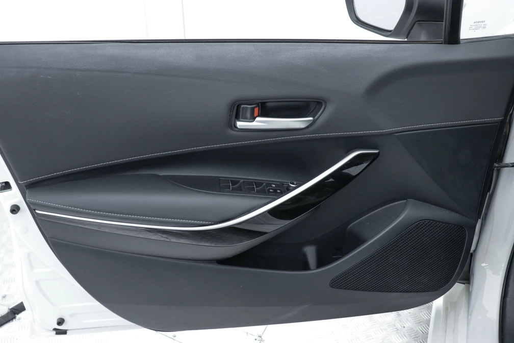 خرید و فروش تویوتا کرولا هیبرید الیت مدل 2024 نقد و اقساط خرید و فروش تویوتا کرولا هیبرید الیت مدل 2024 نقد و اقساط