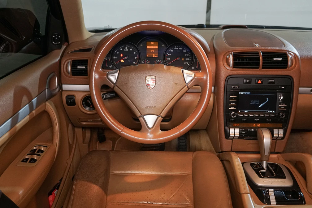 خرید و فروش پورشه کاین شش سیلندر مدل 2010 نقد و اقساط