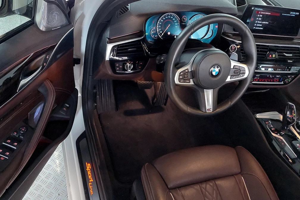 خرید و فروش ب ام و سری 5 530i - پرفکشن مدل 2018 نقد و اقساط خرید و فروش ب ام و سری 5 530i - پرفکشن مدل 2018 نقد و اقساط