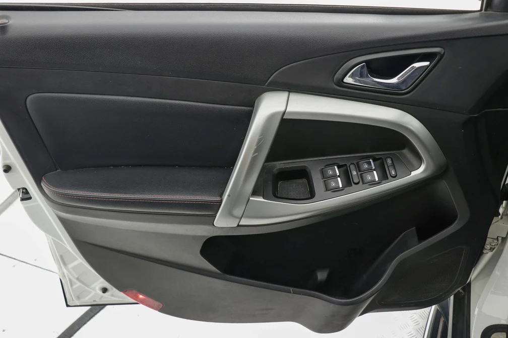 خرید و فروش چری تیگو 5 اکسلنت مدل 1396 نقد و اقساط