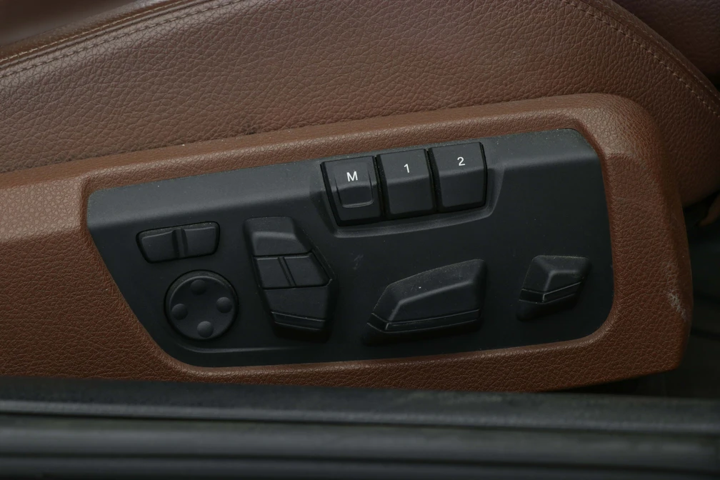 خرید و فروش ب ام و سری 6 گرن کوپه 640i مدل 2013 نقد و اقساط خرید و فروش ب ام و سری 6 گرن کوپه 640i مدل 2013 نقد و اقساط