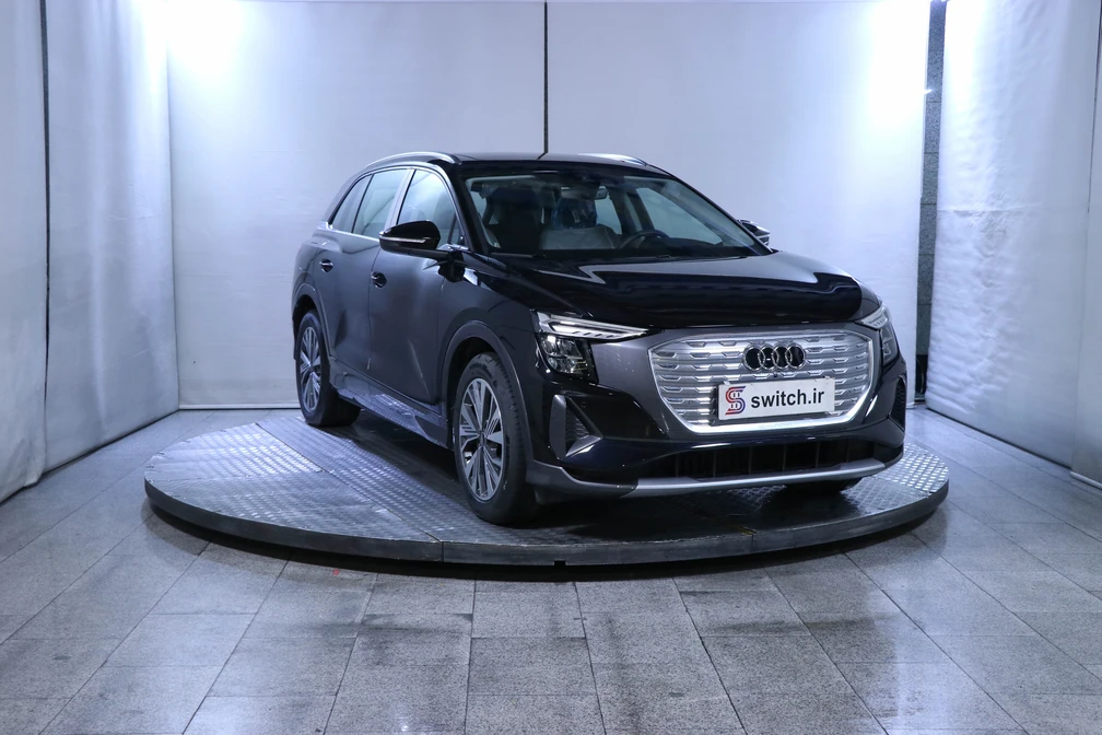 خرید و فروش آئودی q5etron سیلور پکیج - لو آپشن مدل 2024 نقد و اقساط خرید و فروش آئودی q5etron سیلور پکیج - لو آپشن مدل 2024 نقد و اقساط